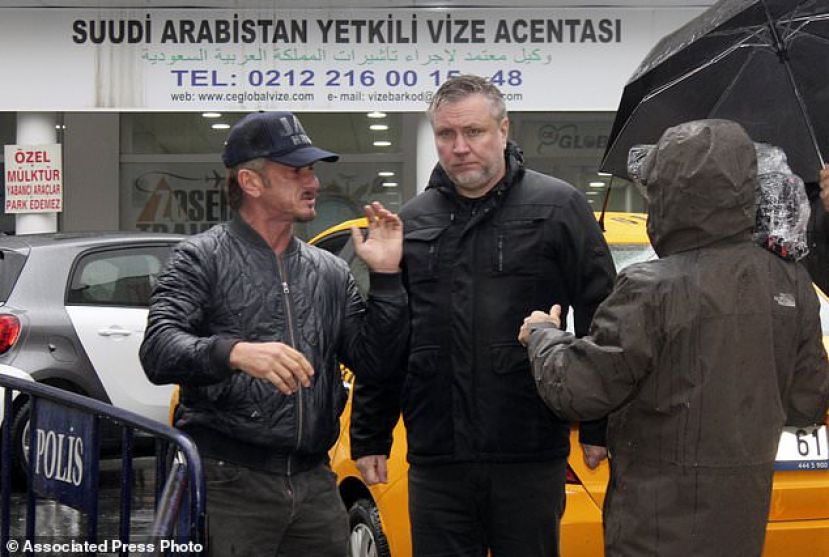 The Oscar-winning actor and filmmaker was seen working with a film crew in the Turkish city on Wednesday